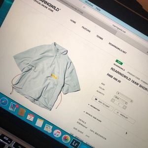 Roaringwild Men's Luxury Windbreaker